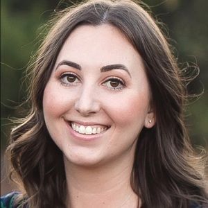 Meet your Posher, Stacie